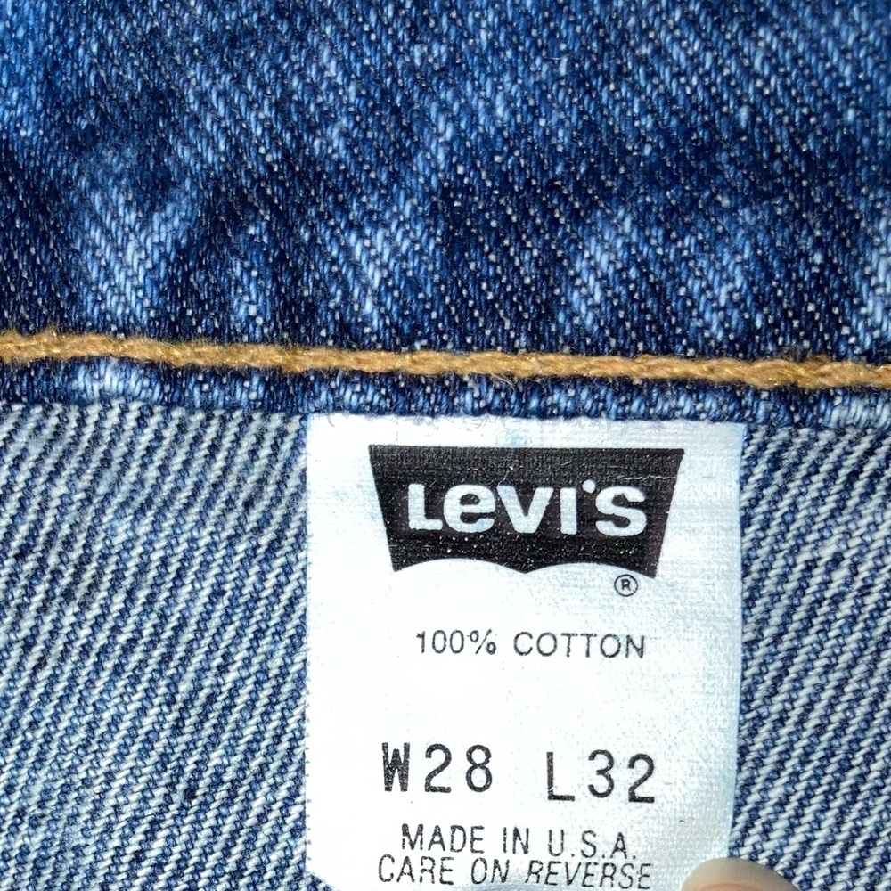 Levi’s 554 Vintage 90s High Rise Mom Jeans - Picture 4 of 9